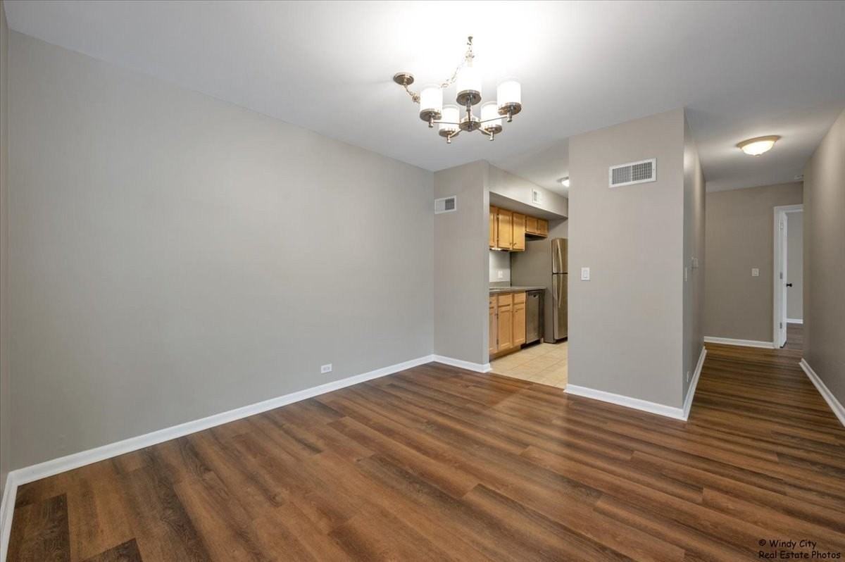 520 Shorely Dr #203 - Photo 4 of 16