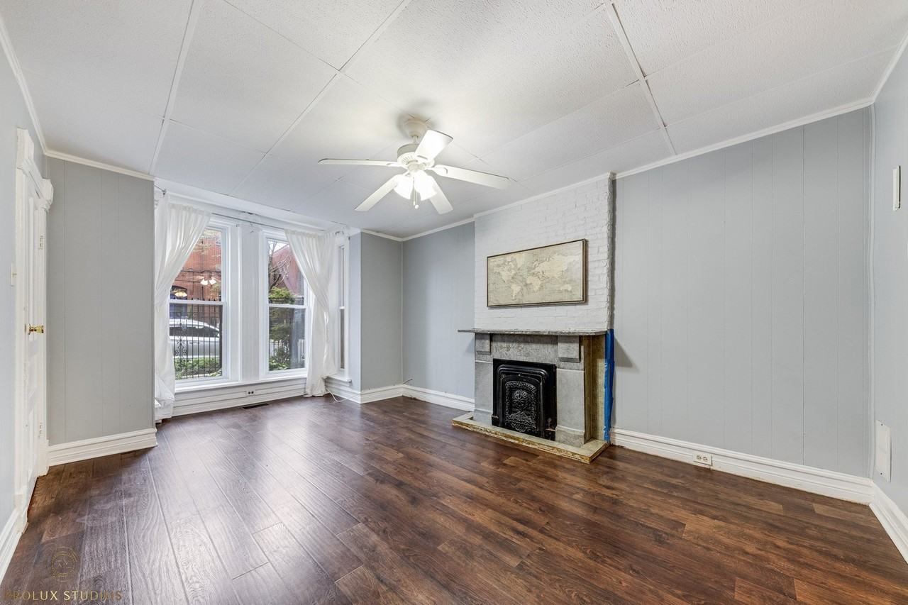 1012 S Oakley Blvd #1 - Photo 2 of 10