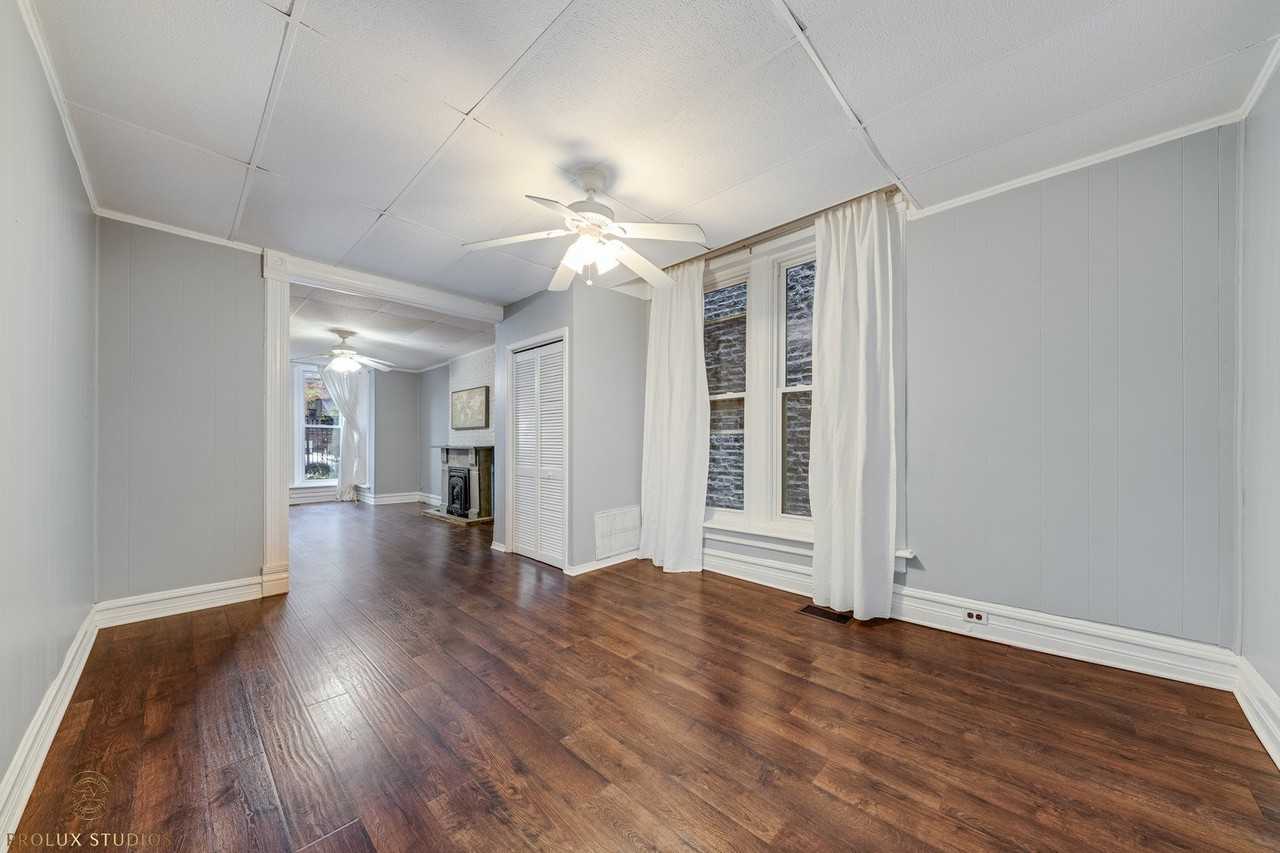 1012 S Oakley Blvd #1 - Photo 5 of 10
