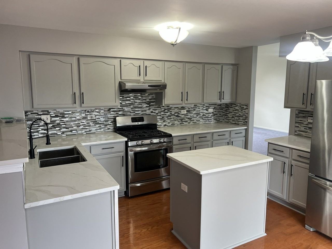 437 S Orchard Dr - Photo 6 of 22