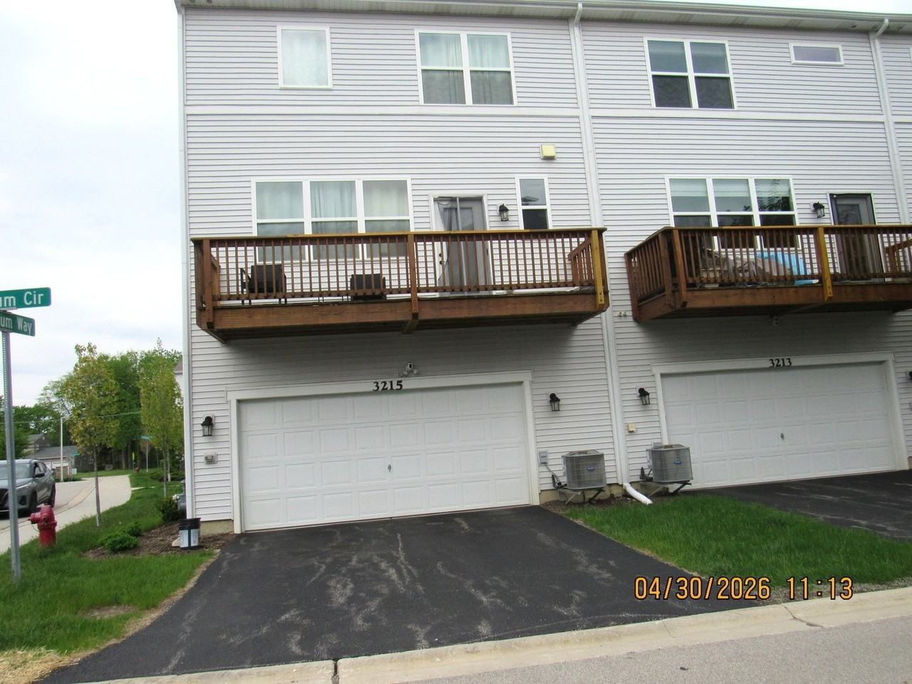 3215 Trillium Cir - Photo 2 of 18