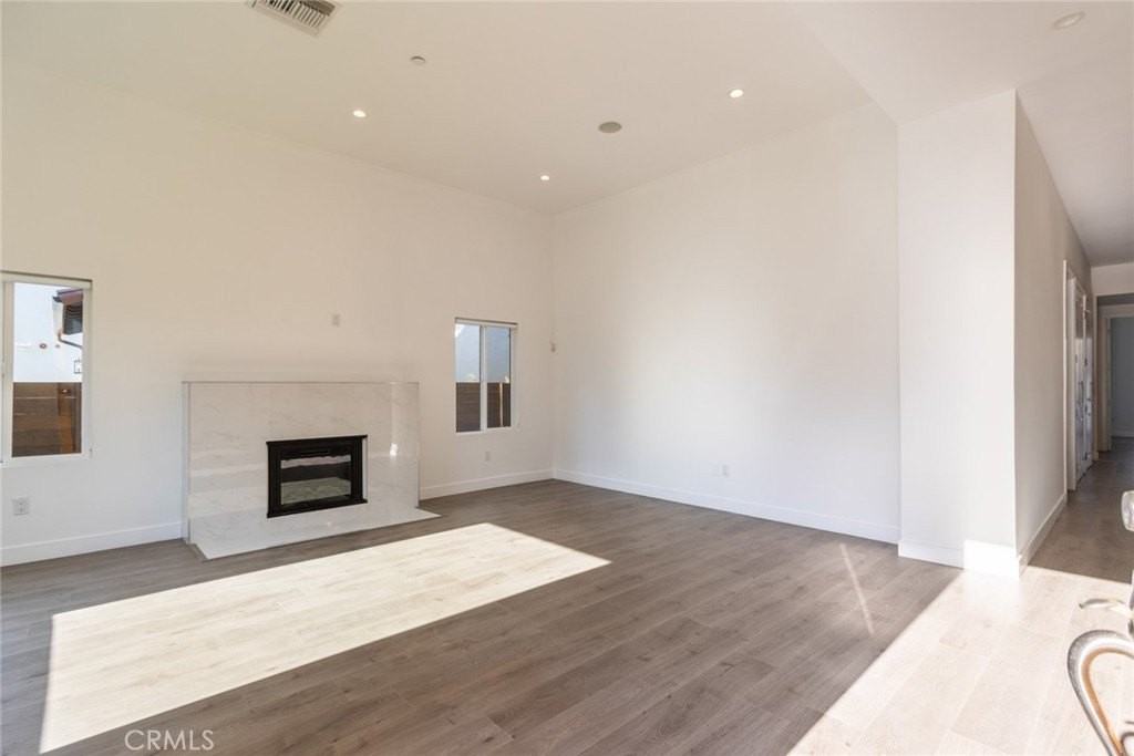 1480 S Durango Ave - Photo 7 of 50