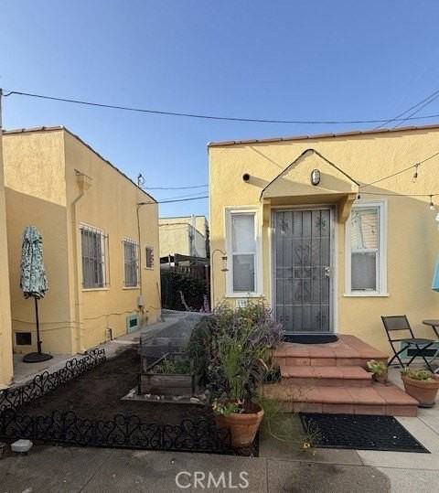 1950 S Palm Grove Ave - Photo 2 of 25