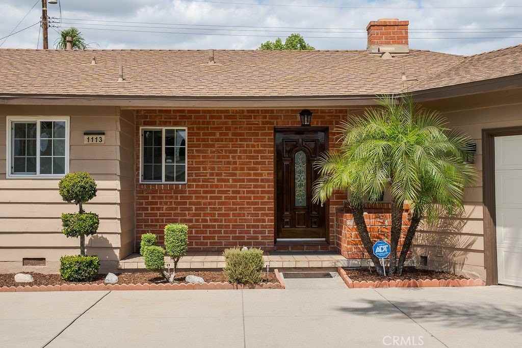 1113 W Ituni St - Photo 2 of 24