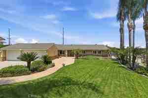 featured image of 16540 Wagon Wheel Dr