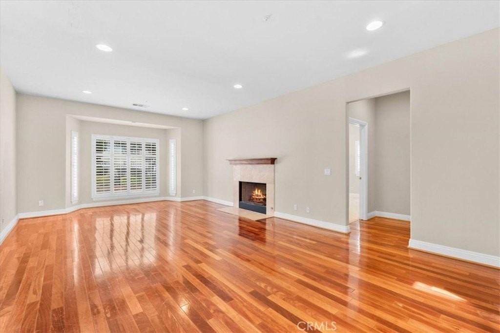 540 W 25th St - Photo 4 of 50