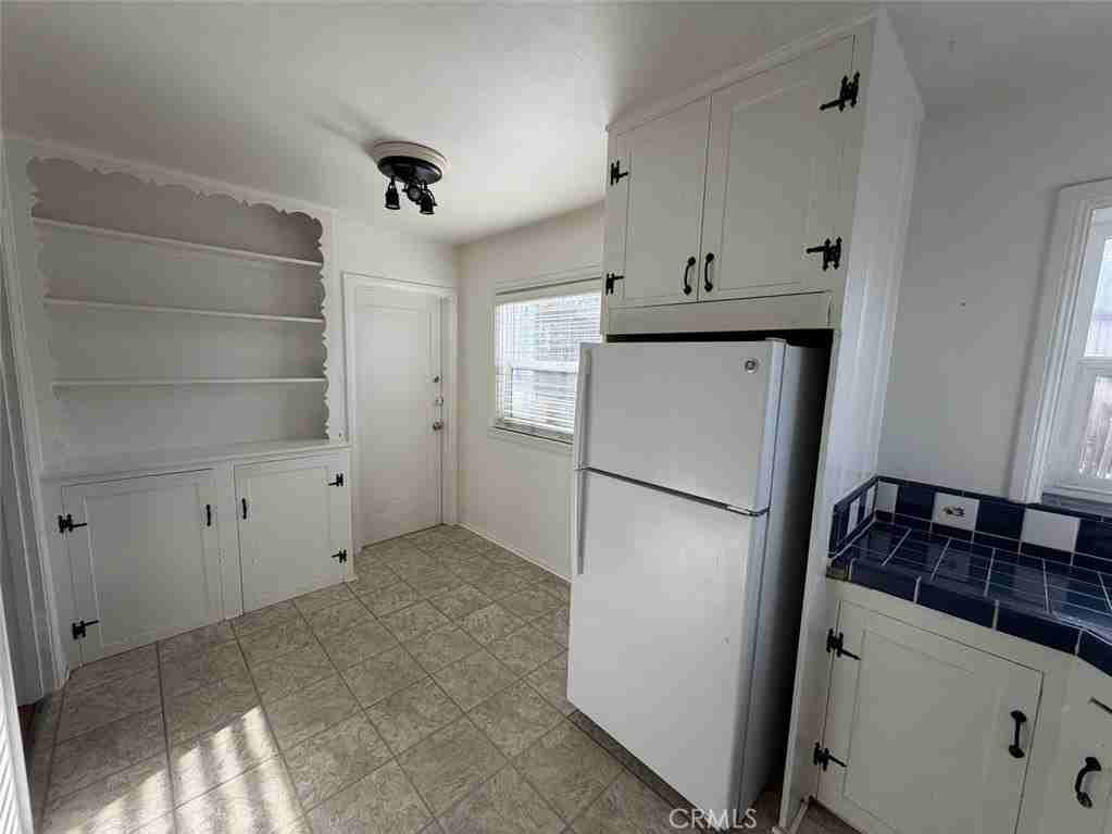 417 Poplar St #BC - Photo 5 of 10
