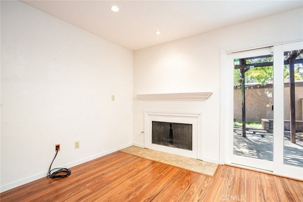 161 N Center Pl - Photo 6 of 36