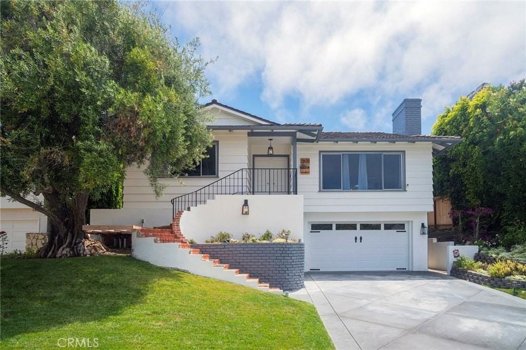 2808 Via Pacheco - Photo 2 of 23
