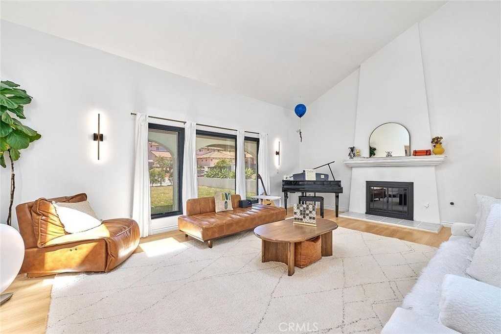 30804 Via La Cresta - Photo 7 of 44