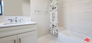224 N Jackson St #226 - Photo 4 of 8