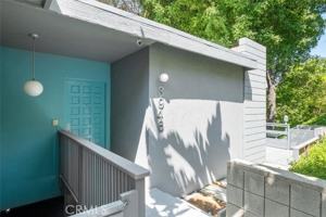 featured image of 3946 Alta Mesa Dr