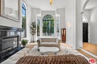 4475 Stern Ave - Photo 4 of 8