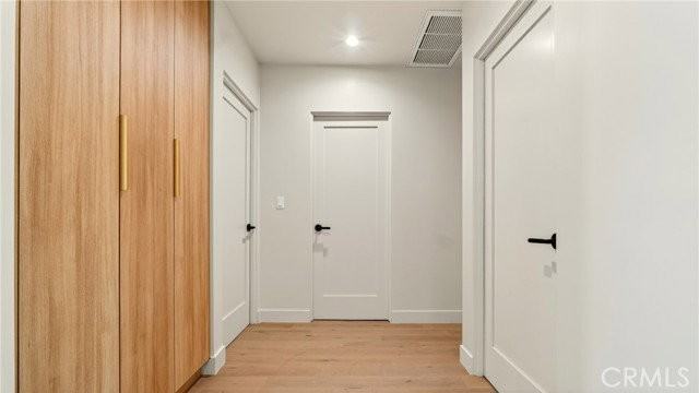 4819 Genesta Ave - Photo 5 of 8