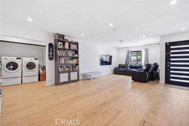 17713 Bullock St - Photo 7 of 8