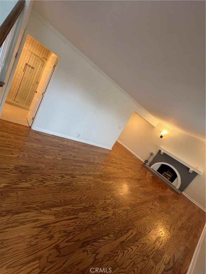 4016 Mesa St - Photo 4 of 50