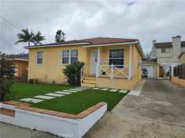 featured image of 313 S Aviation Blvd