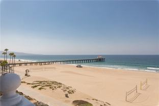 2200 The Strand #B - Photo 1 of 1
