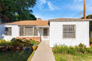 featured image of 15207 Greenleaf 15203
