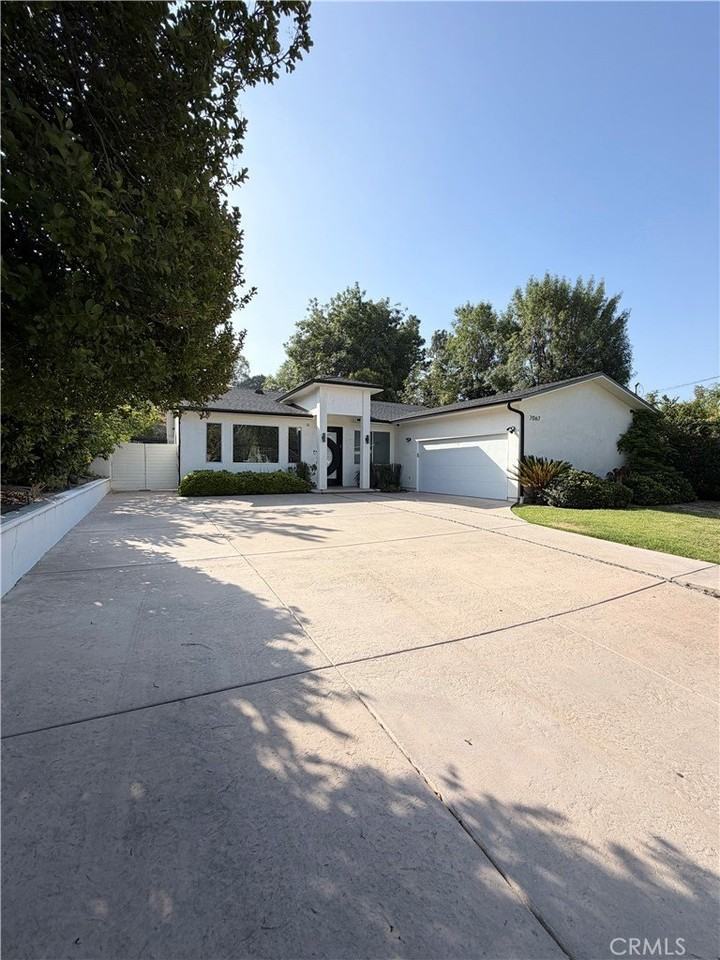 7067 Middlesbury Ridge Cir - Photo 2 of 40