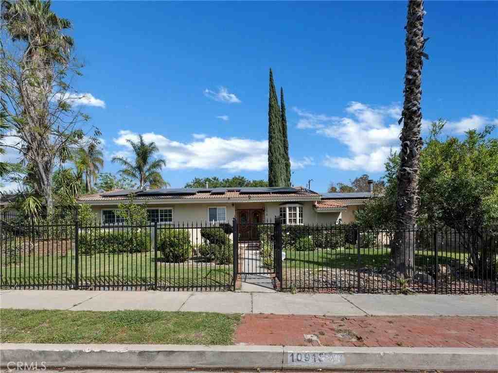 10918 Reseda Blvd - Photo 3 of 50