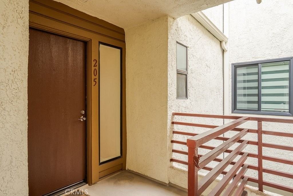 400 N Louise St #205 - Photo 4 of 34