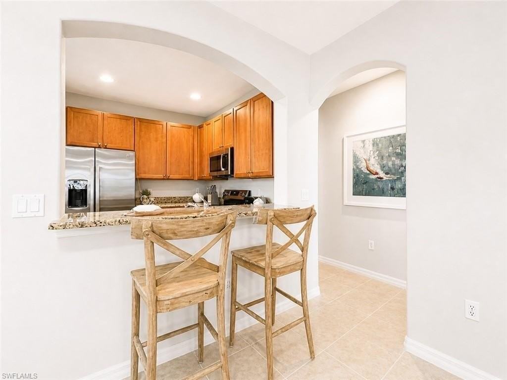 1367 Artesia Dr E #302 - Photo 7 of 34