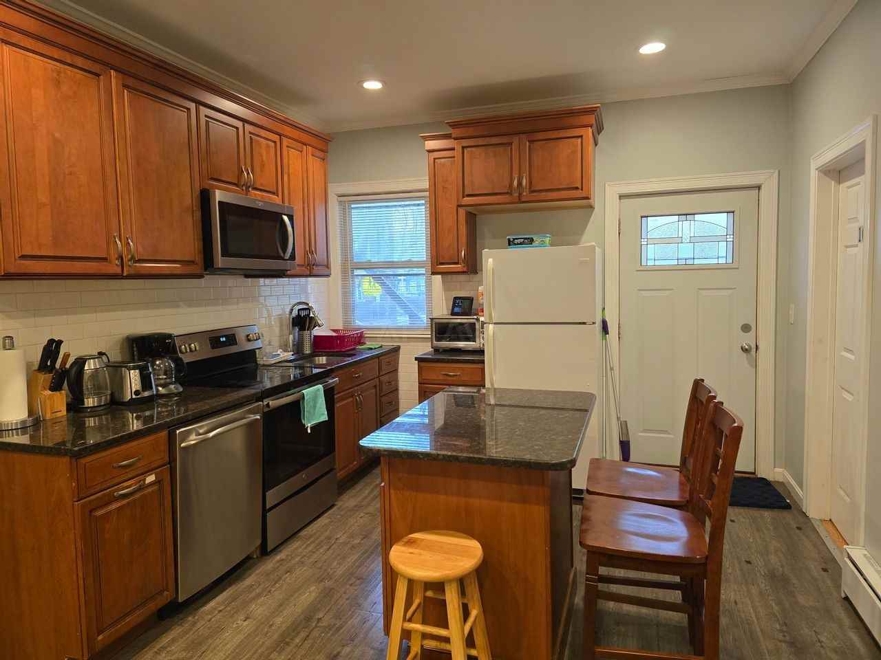 157 Perkins St #1 - Photo 3 of 16