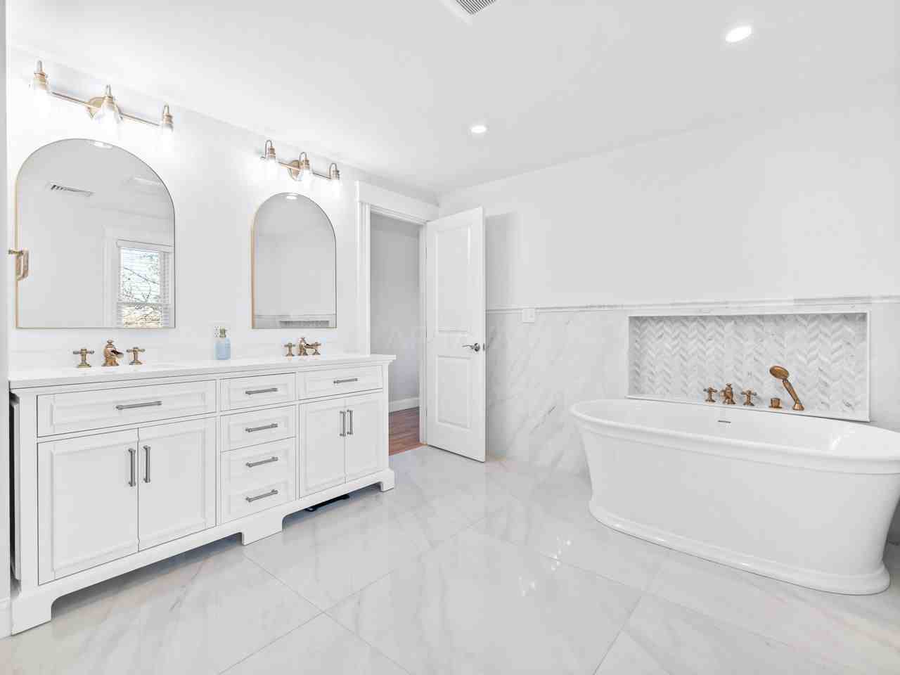 25 Falmouth Rd - Photo 7 of 18