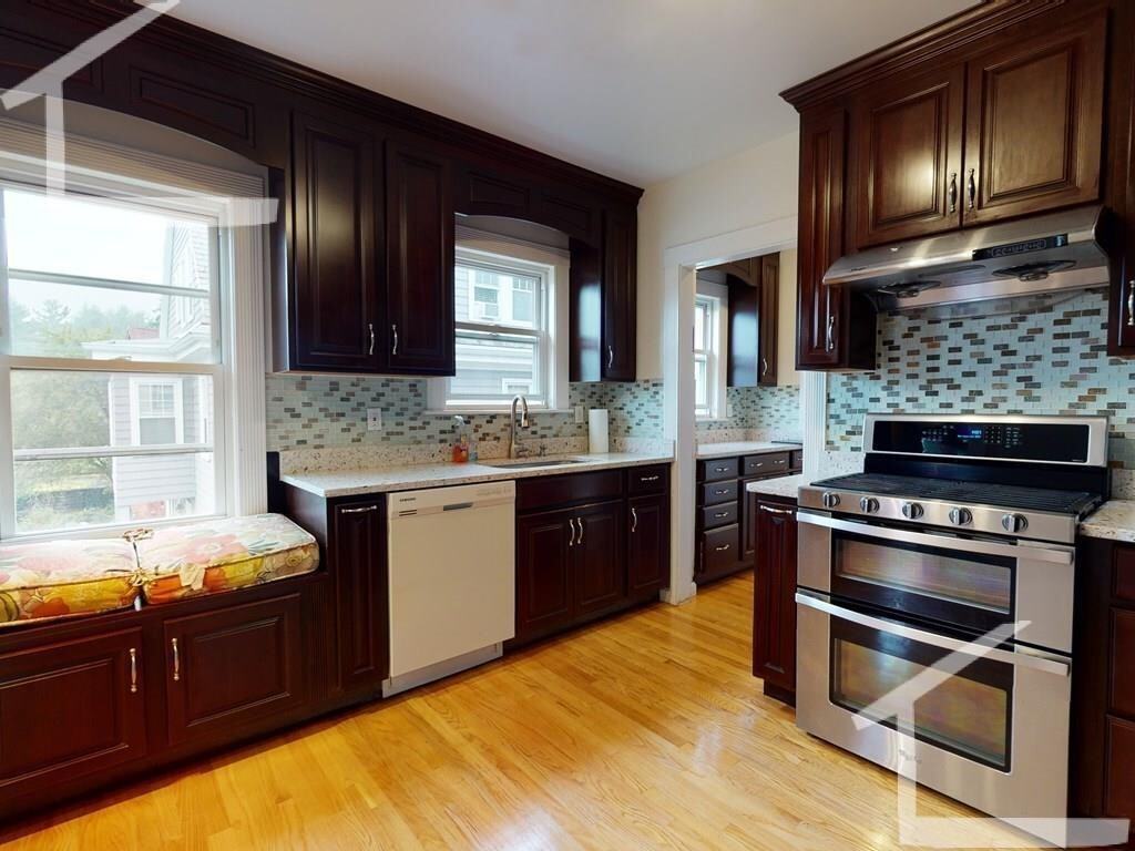 195 Lake St #2 - Photo 2 of 25