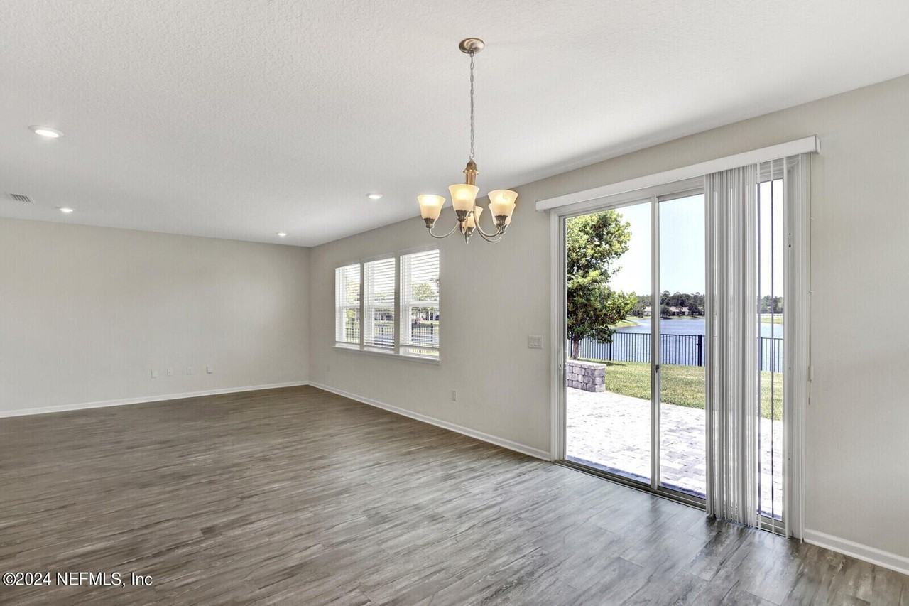 138 Fallen Oak Trl - Photo 4 of 38