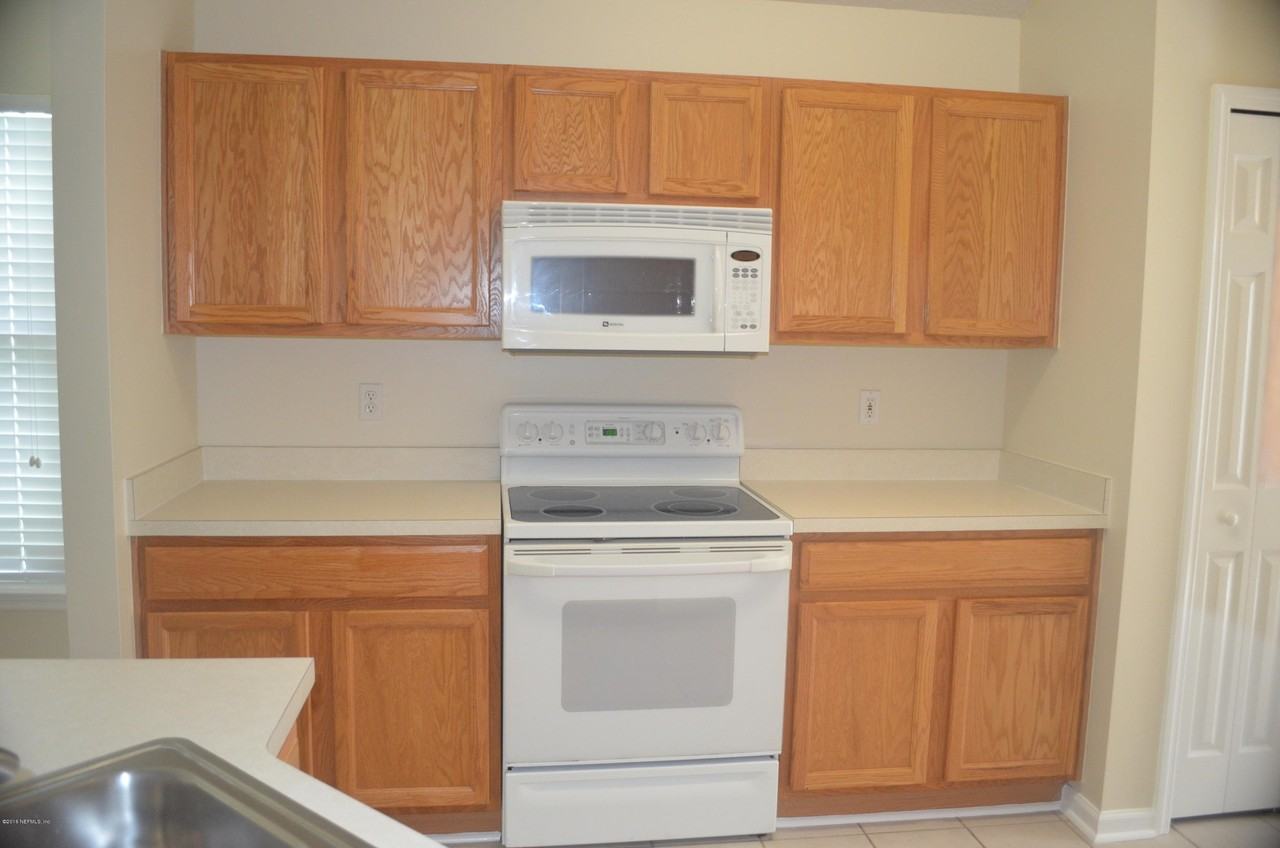 545 Prosperity Lake Dr - Photo 3 of 18