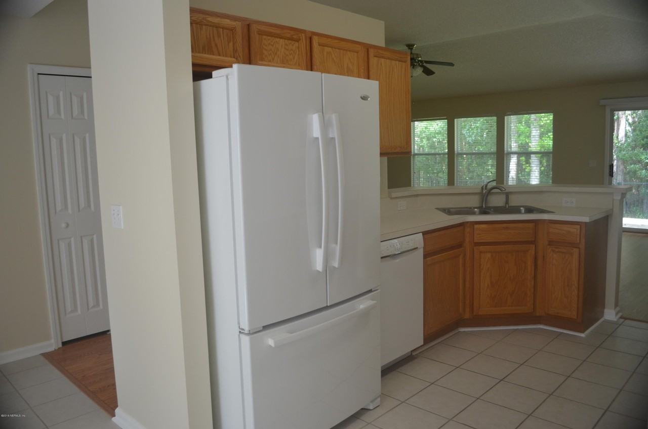 545 Prosperity Lake Dr - Photo 4 of 18