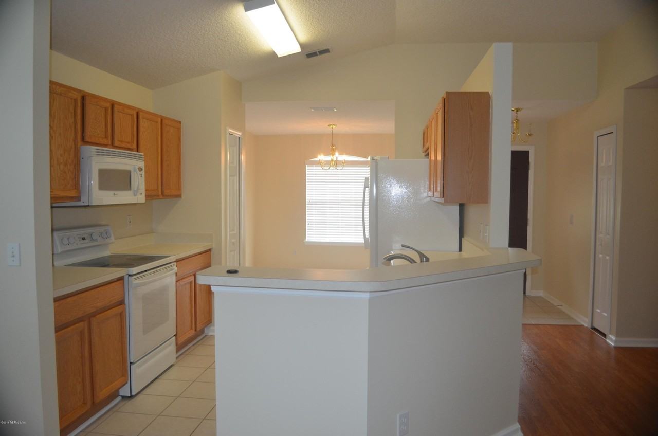 545 Prosperity Lake Dr - Photo 5 of 18