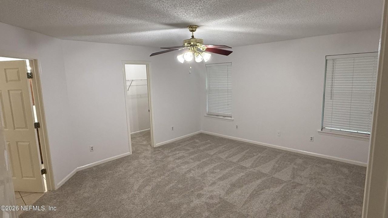 1872 Suwannee River Dr - Photo 4 of 6