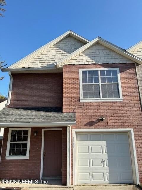 2135 Ashland St - Photo 2 of 25