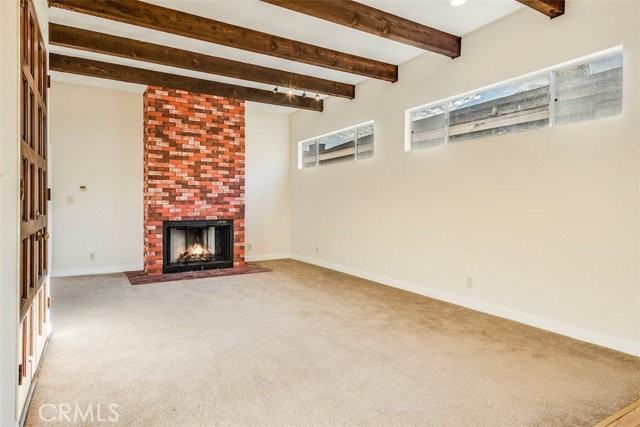 439 Longfellow Ave - Photo 5 of 8