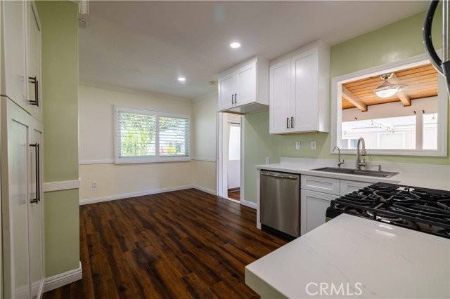6164 Bonfair Ave - Photo 2 of 8