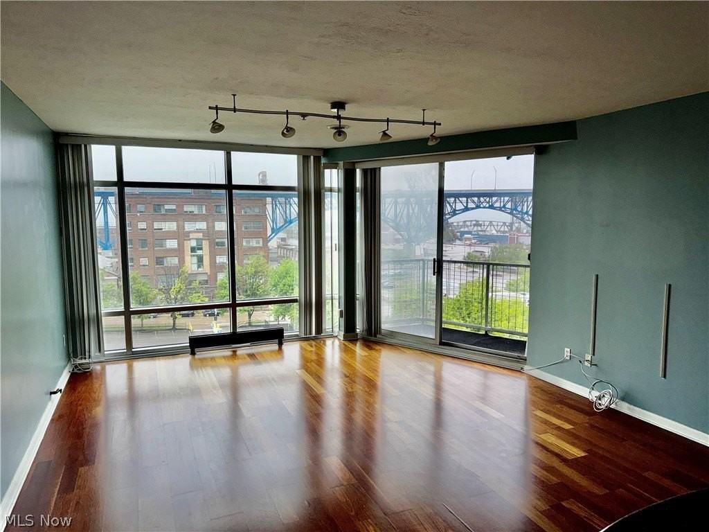 1237 Washington Ave #811 - Photo 7 of 50