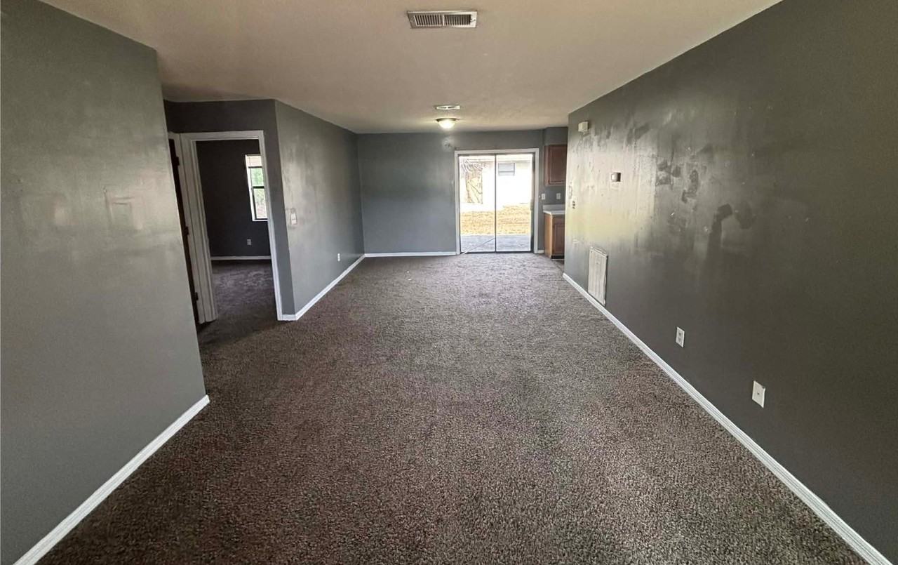 3784 Nw Archer St Apt 102 - Photo 2 of 7