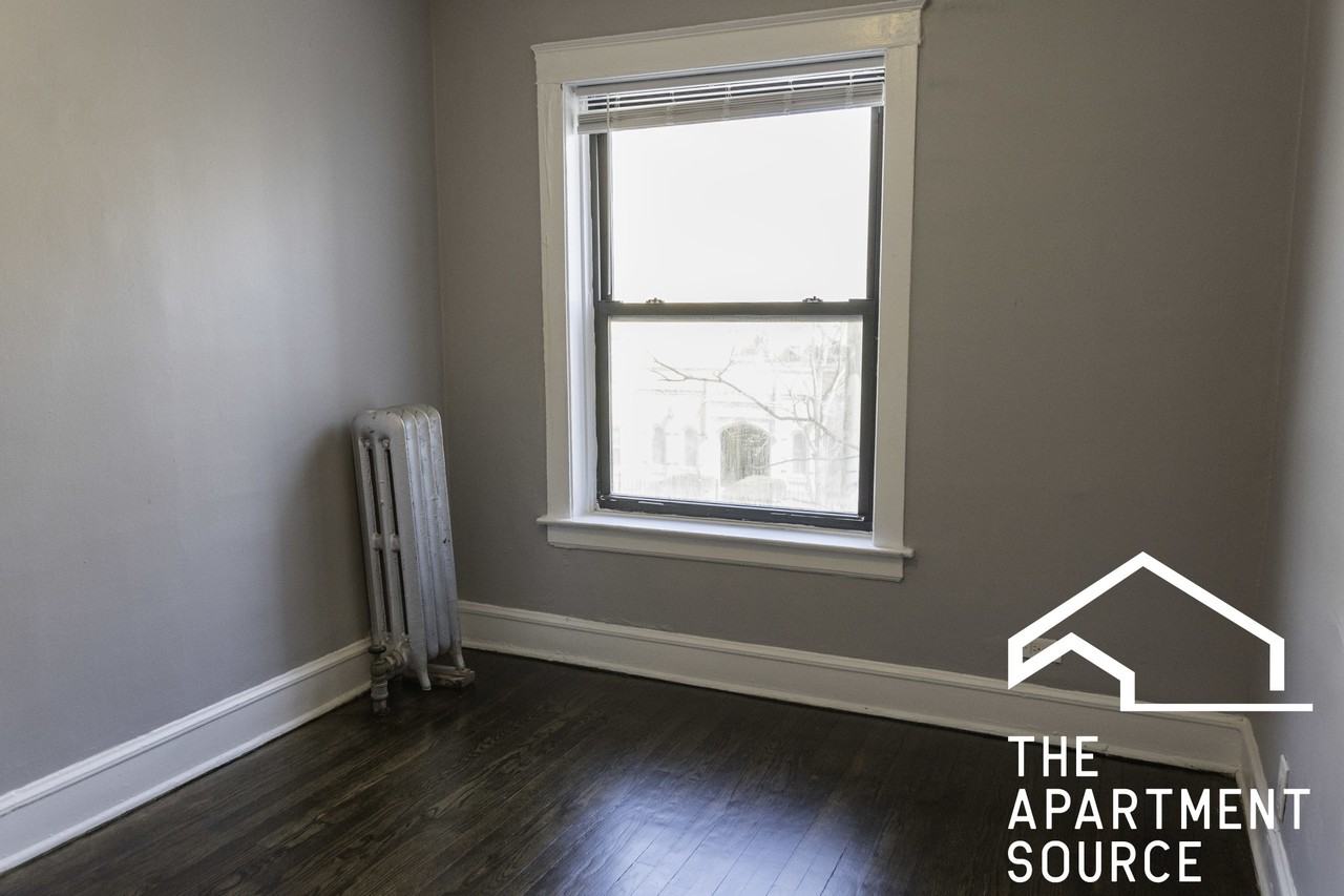 4508 N Central Park Ave #2 - Photo 7 of 19
