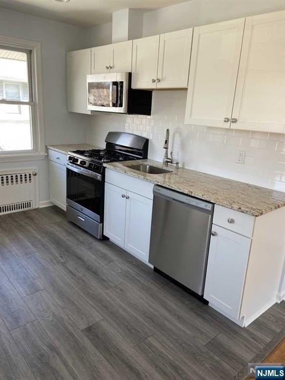 344 Rochelle Ave - Photo 5 of 12