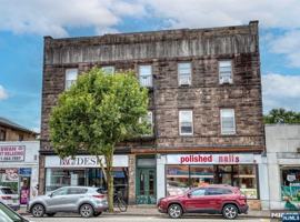 featured image of 214 Closter Dock Rd