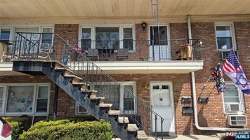 featured image of 16 Belmont Ave