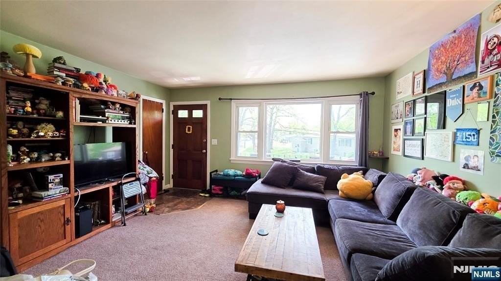16 Belmont Ave - Photo 3 of 21