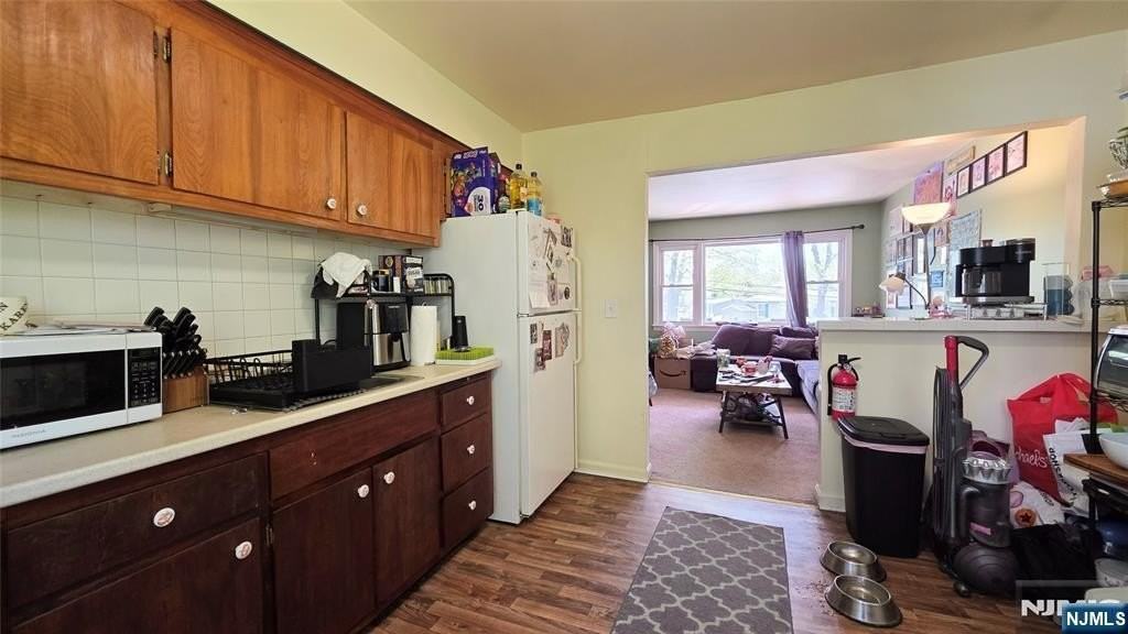 16 Belmont Ave - Photo 7 of 21