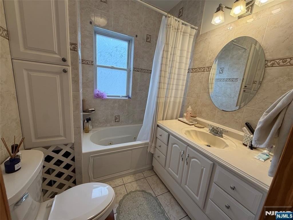 112 Division Ave - Photo 7 of 13