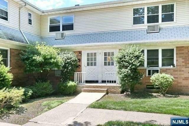 12D Lakeview Ave - Photo 4 of 24