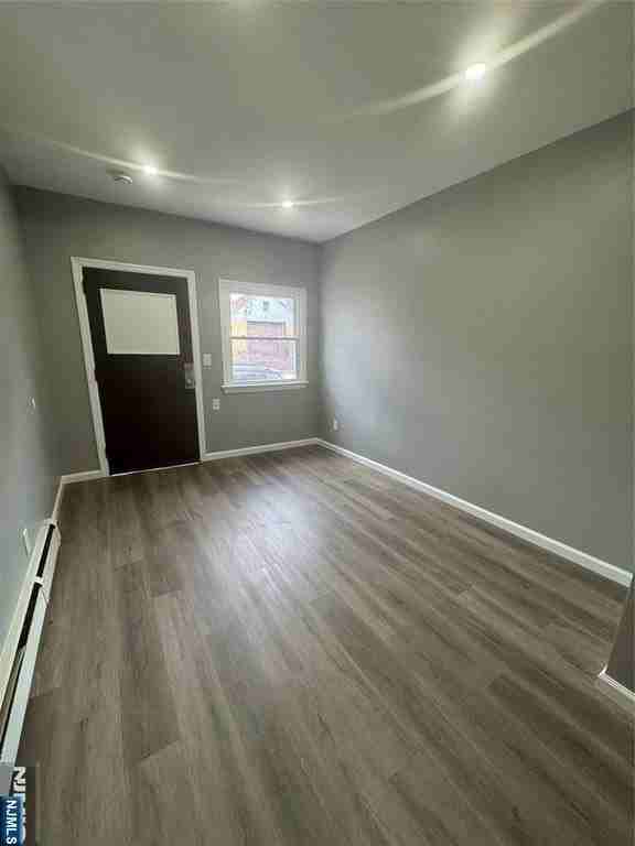 6971 Gaston Ave - Photo 3 of 16