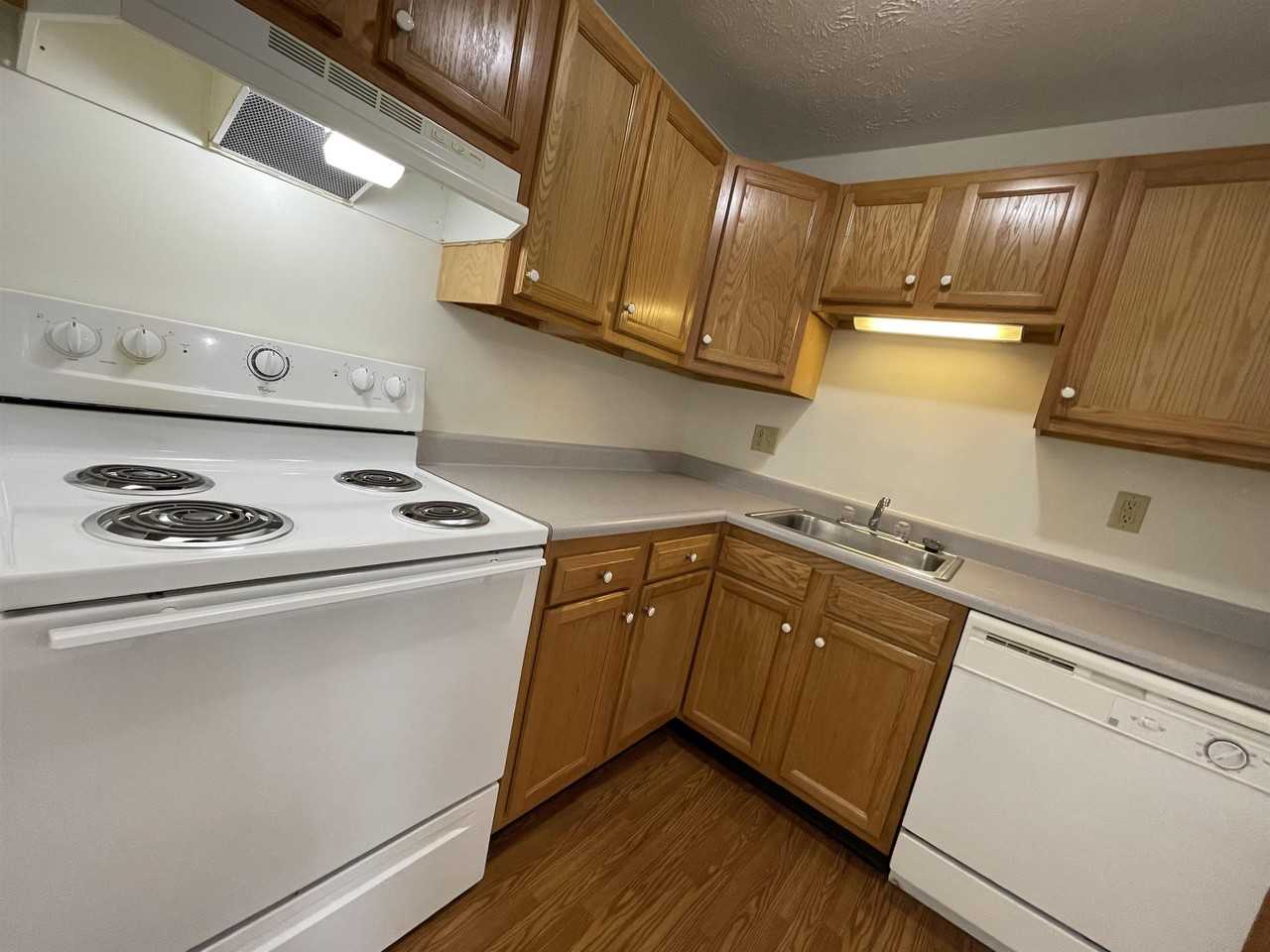 3951 Brown Ave #112 - Photo 7 of 38